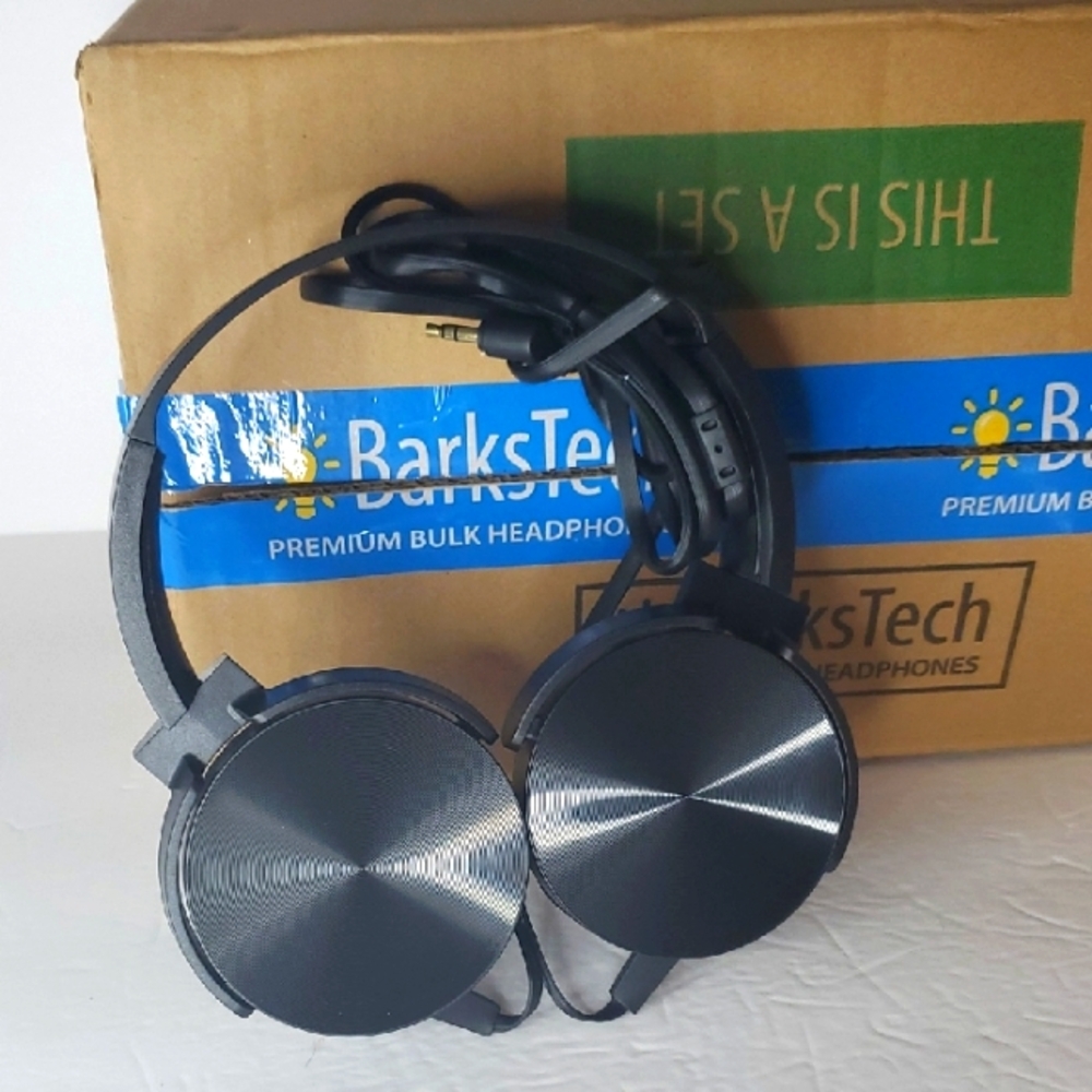 Black Over-Ear Wired Headphones